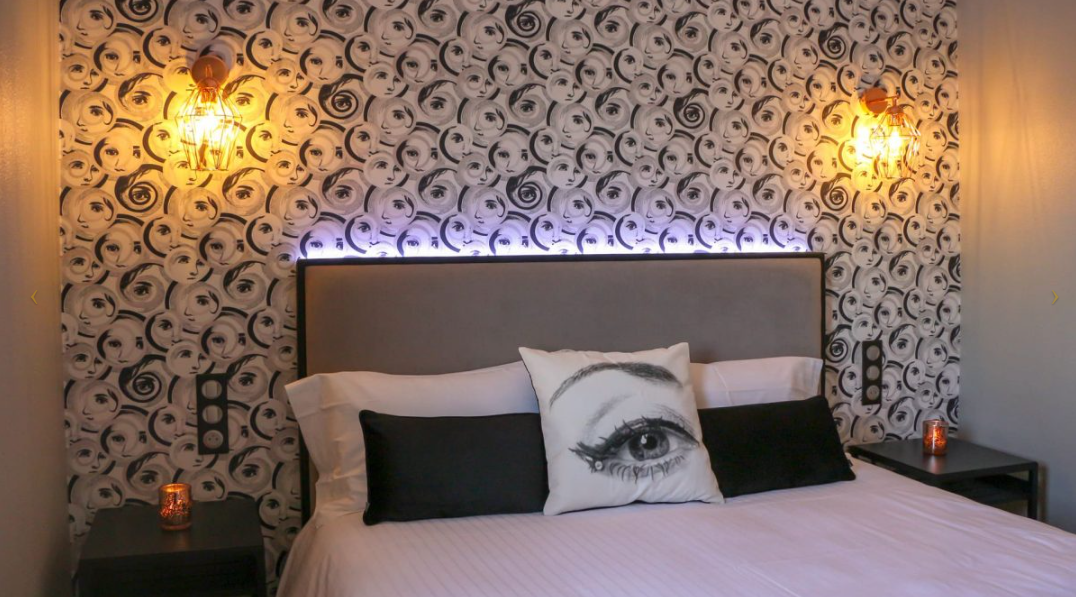 Chambre-bis-Contact-Hotel-L-Ortega-Rennes.png