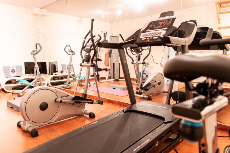 Salle-de-sport-Contact-Hotel-Auberge-de-Bourgogne.jpg