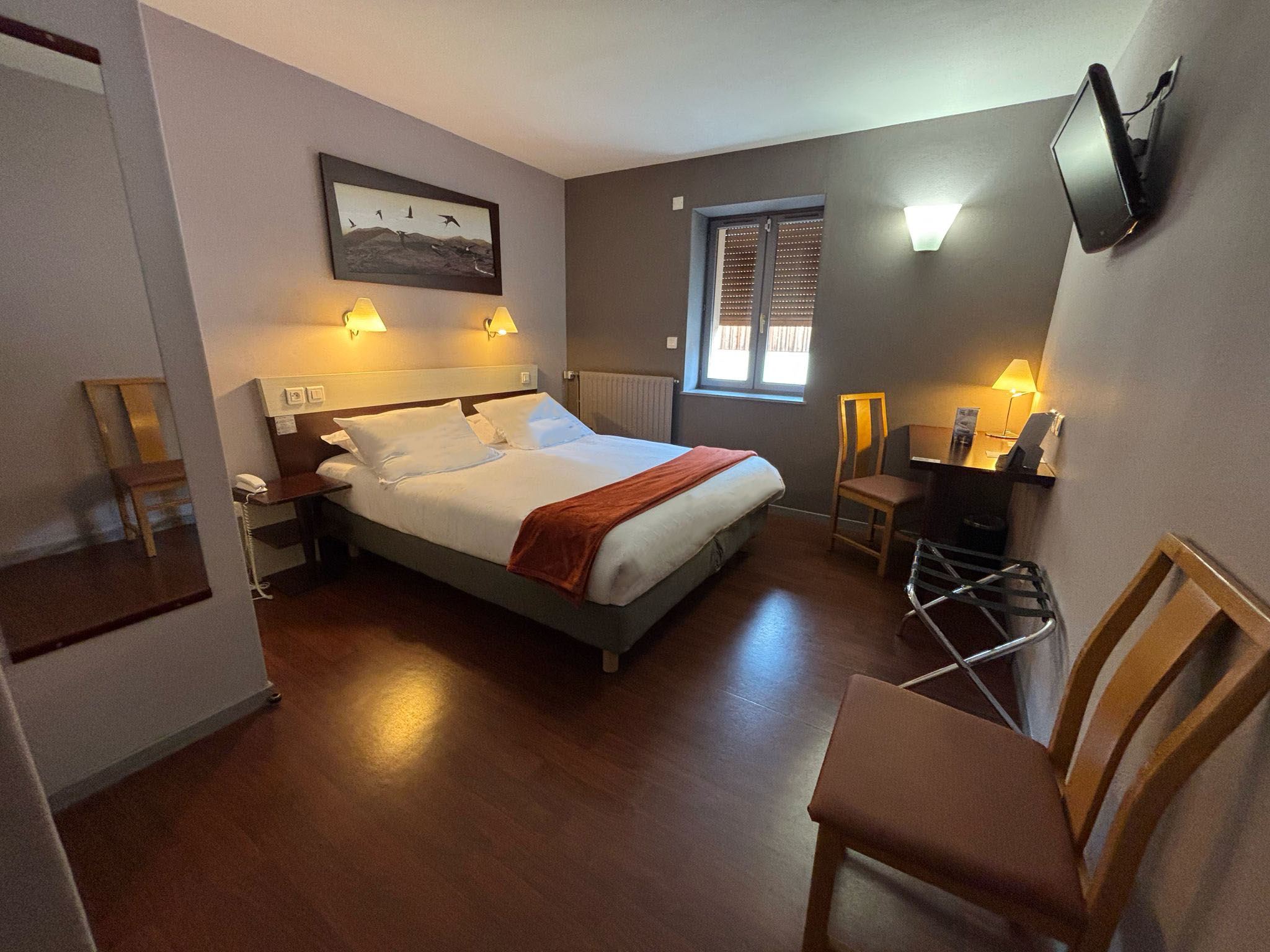 Les_Hirondelles_chambre_double_1.jpg