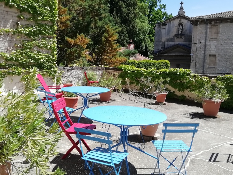 Terrasse-Contact-Hotel-d-Angleterre-Avignon.jpg