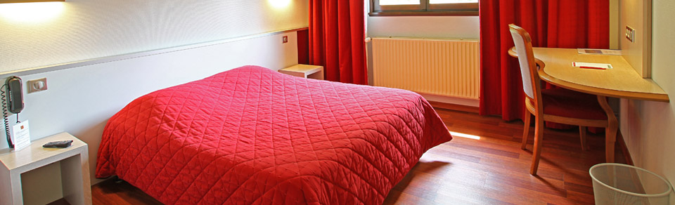 Chambre-double-Contact-Hotel-Sud-Hotel-Huttenheim.jpg
