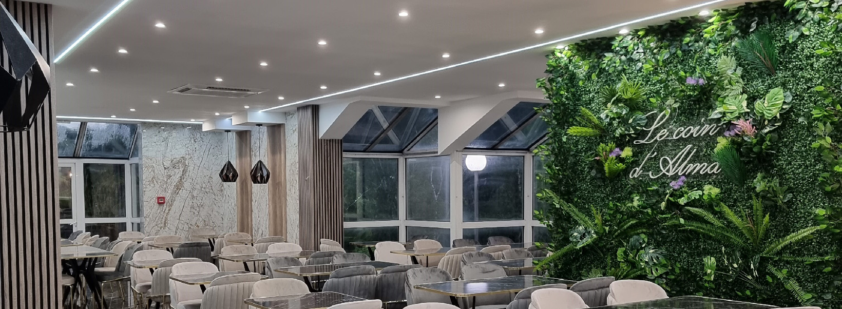 Restaurant-Contact-Hotel-Le-Relais-Lons.jpg