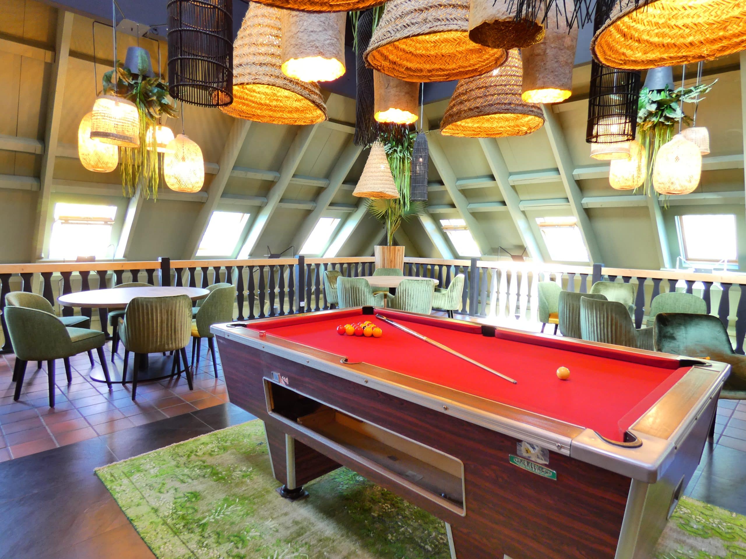 Photo-Billard-Contact-Hotel-Be-Guest-Limoges-Sud.jpg