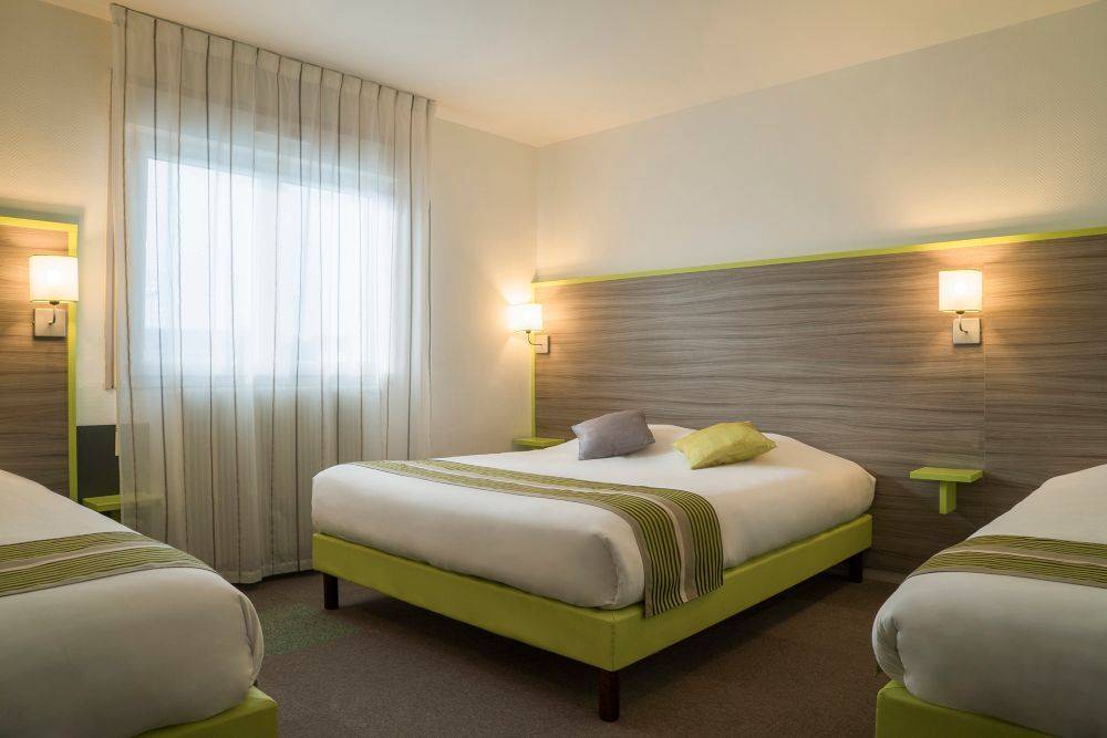 Chambre-familiale-hotel-O-Nice-Saintes.jpg