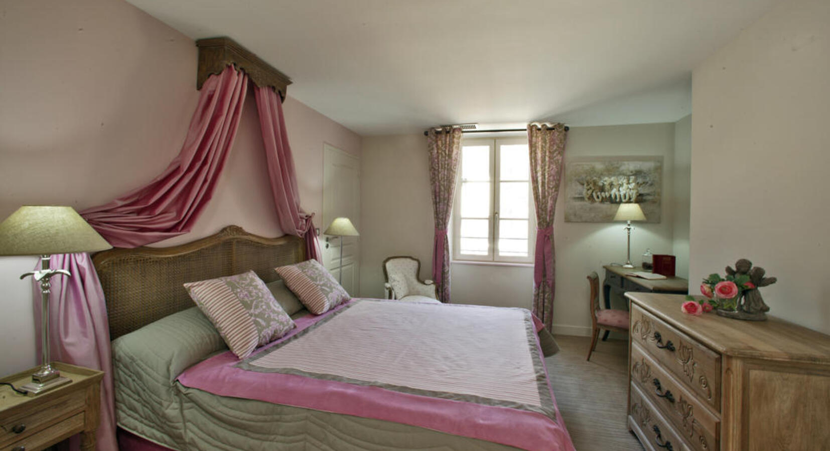 Chambre-double-ter-Contact-Hotel-Le-Moulin-du-Mitou.jpg